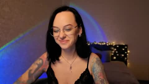 Snapshot of miraskyy chatting on May 18, 2026, 7:31 pm MiraSkyy online show from May 18, 2026, 7:31 pm