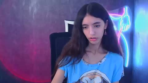 Snapshot of miri_miss chatting on December 11, 2024, 4:31 pm Miri online show from December 11, 2024, 4:31 pm