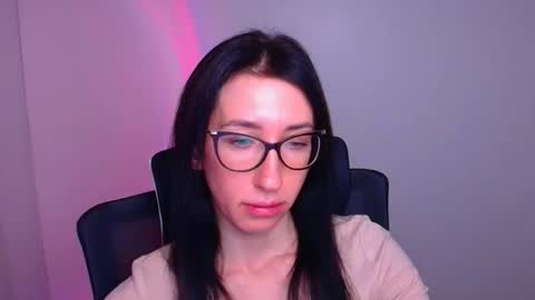 Mariam online show from November 21, 2025, 7:18 am