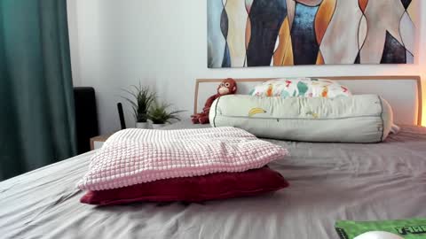 Snapshot of mis_eva chatting on March 12, 2026, 9:04 am Eva online show from March 12, 2026, 9:04 am