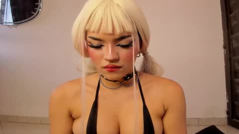 Snapshot of misa___amane chatting on December 16, 2024, 10:45 pm Misa Independent model online show from December 16, 2024, 10:45 pm