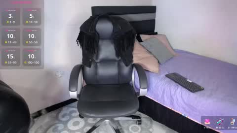 Misaaki online show from November 4, 2025, 11:20 am