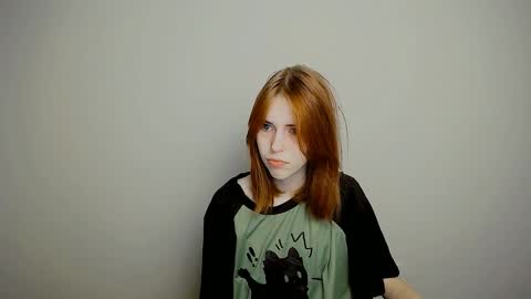 misaki_chan_ online show from October 23, 2025, 2:44 am