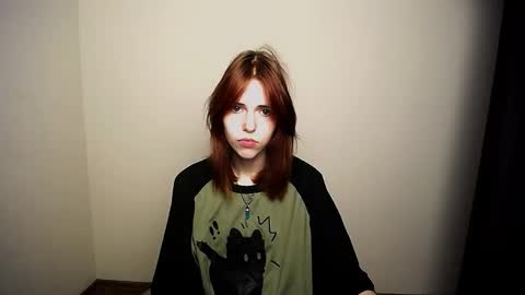 misaki_chan_ online show from November 24, 2025, 2:06 pm