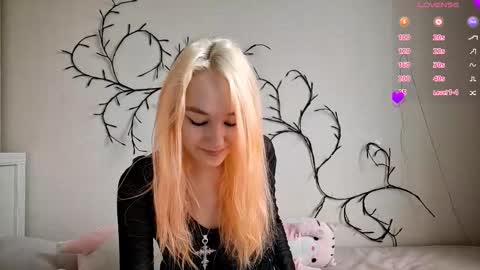 Snapshot of misamew chatting on February 24, 2026, 8:12 am MisaMew online show from February 24, 2026, 8:12 am