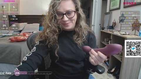 Mischief Muse online show from December 3, 2024, 8:49 am