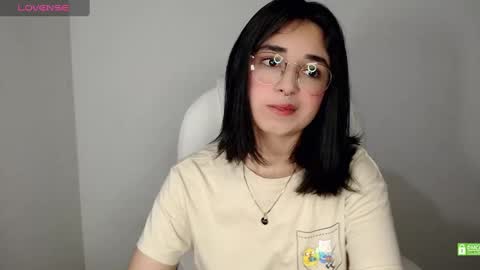 Snapshot of misha__sweet__27 chatting on February 21, 2025, 6:18 am misha online show from February 21, 2025, 6:18 am