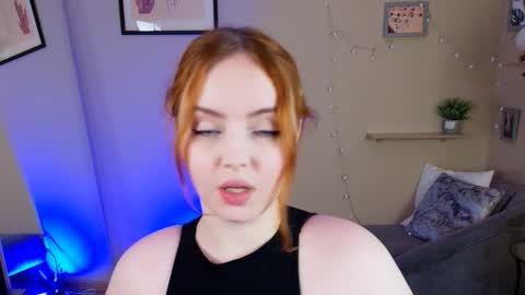 Snapshot of misha_the_createrr chatting on January 5, 2026, 5:27 pm Ivy online show from January 5, 2026, 5:27 pm