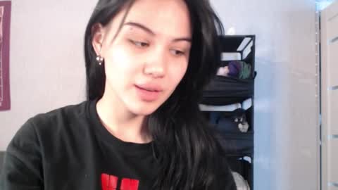 Snapshot of mishel07 chatting on December 20, 2025, 6:42 am mishel07 online show from December 20, 2025, 6:42 am