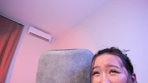 Snapshot of mishel_bless chatting on January 9, 2025, 5:33 pm Mishel online show from January 9, 2025, 5:33 pm