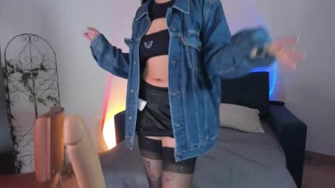 Snapshot of mishelkrave_ chatting on March 7, 2026, 7:16 am KRAVE online show from March 7, 2026, 7:16 am