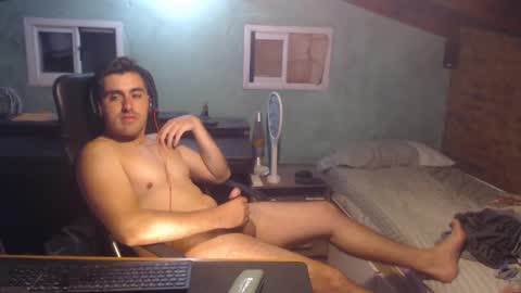 Snapshot of mishiman92 chatting on January 23, 2025, 3:37 am Mishiman online show from January 23, 2025, 3:37 am