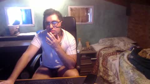 Snapshot of mishiman92 chatting on November 7, 2025, 5:35 pm Mishiman online show from November 7, 2025, 5:35 pm