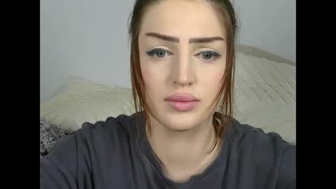 Snapshot of mishymoon chatting on November 24, 2025, 7:52 am Elora online show from November 24, 2025, 7:52 am