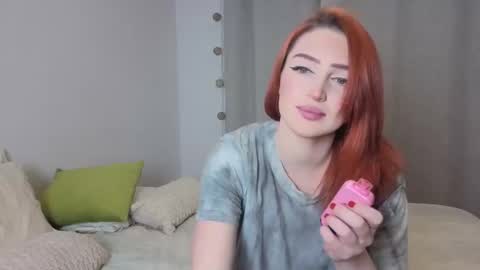 Snapshot of mishymoon chatting on May 10, 2026, 10:04 pm Elora online show from May 10, 2026, 10:04 pm