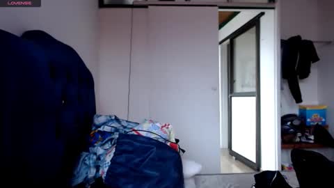 Snapshot of misnicol chatting on April 11, 2026, 4:22 pm Nicol online show from April 11, 2026, 4:22 pm