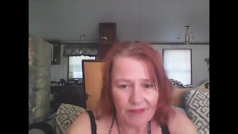 Snapshot of misniki chatting on October 14, 2025, 4:52 pm misniki online show from October 14, 2025, 4:52 pm
