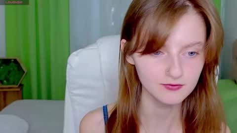 Snapshot of miss___alisa chatting on March 5, 2026, 2:57 pm Alisa NONNUDE online show from March 5, 2026, 2:57 pm