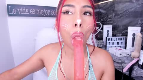 Snapshot of miss___allison chatting on January 10, 2025, 9:31 pm Allison online show from January 10, 2025, 9:31 pm