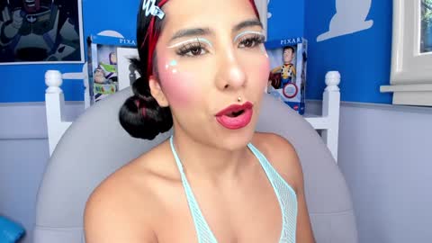 Snapshot of miss___allison chatting on January 28, 2025, 11:06 am Allison online show from January 28, 2025, 11:06 am