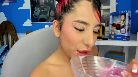 Snapshot of miss___allison chatting on February 13, 2025, 2:45 am Allison online show from February 13, 2025, 2:45 am