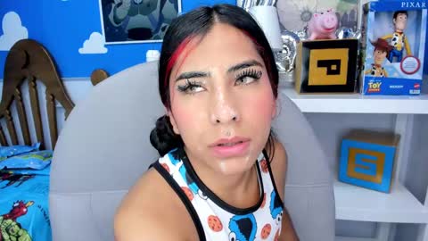 Snapshot of miss___allison chatting on February 17, 2025, 2:04 pm Allison online show from February 17, 2025, 2:04 pm