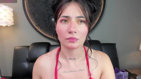 Snapshot of miss___charlotte chatting on February 7, 2025, 7:17 pm Charlotte online show from February 7, 2025, 7:17 pm