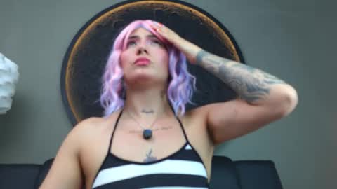 Snapshot of miss___charlotte chatting on October 10, 2025, 7:24 pm Charlotte online show from October 10, 2025, 7:24 pm