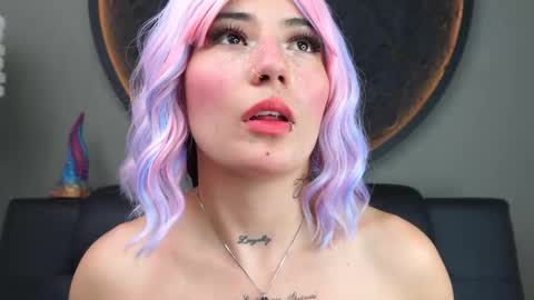 Snapshot of miss___charlotte chatting on October 17, 2025, 6:10 pm Charlotte online show from October 17, 2025, 6:10 pm