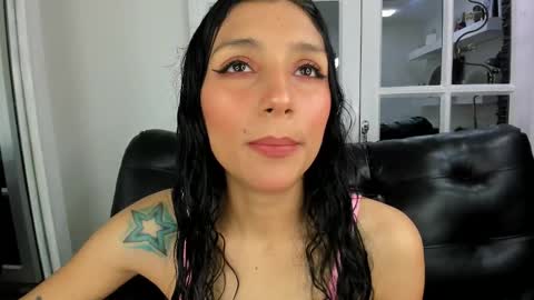 Snapshot of miss___evangeline chatting on March 5, 2025, 2:36 am Evangeline online show from March 5, 2025, 2:36 am
