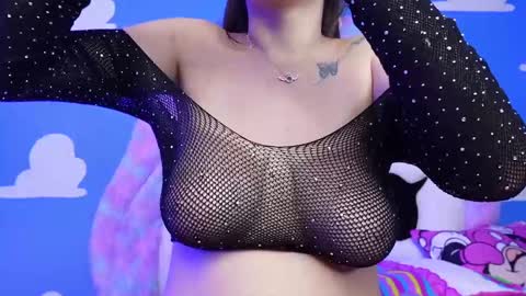 Sara online show from February 18, 2025, 9:09 pm