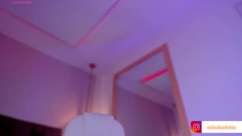 Snapshot of miss__charlotte_ chatting on December 15, 2024, 9:42 pm Charlotte online show from December 15, 2024, 9:42 pm