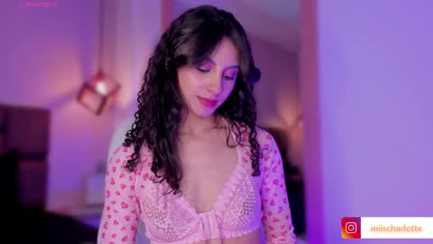 Snapshot of miss__charlotte_ chatting on January 6, 2025, 6:03 am Charlotte online show from January 6, 2025, 6:03 am