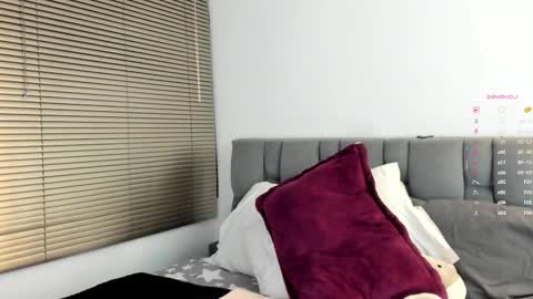 Snapshot of miss__jones_ chatting on November 30, 2025, 11:20 pm miss__jones_ online show from November 30, 2025, 11:20 pm