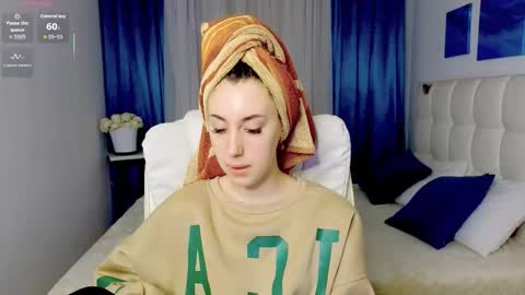 Snapshot of miss__linn chatting on February 6, 2026, 12:19 pm Linn online show from February 6, 2026, 12:19 pm