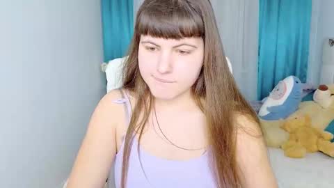 Snapshot of miss__poly chatting on February 18, 2026, 8:54 am miss__poly online show from February 18, 2026, 8:54 am