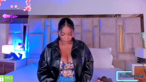 Miss Abigail  online show from December 4, 2025, 2:59 pm