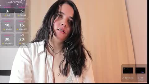    online show from December 4, 2025, 11:41 am