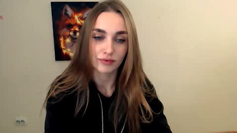 Snapshot of miss_angelina_ chatting on November 11, 2025, 9:42 am Angelina online show from November 11, 2025, 9:42 am