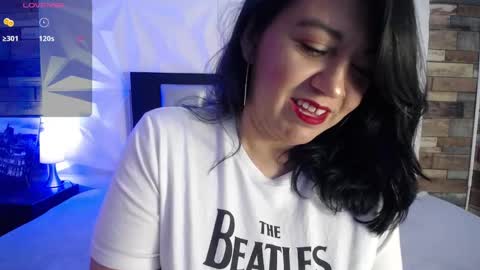 Snapshot of miss_antonellaa_ chatting on January 14, 2025, 1:38 pm Antonella online show from January 14, 2025, 1:38 pm