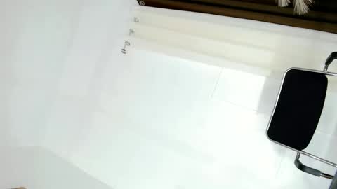 AZUMI online show from September 10, 2025, 2:17 pm