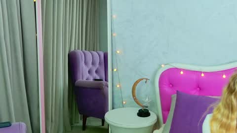 Snapshot of miss_barbie_ chatting on December 21, 2025, 1:13 am Kris online show from December 21, 2025, 1:13 am