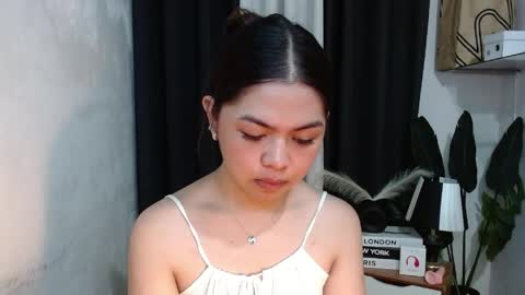 Snapshot of miss_briella chatting on May 31, 2026, 6:09 pm Briella online show from May 31, 2026, 6:09 pm