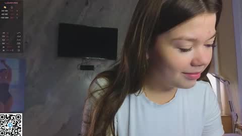 Snapshot of miss_bubbles chatting on November 25, 2025, 12:10 am Sandy online show from November 25, 2025, 12:10 am