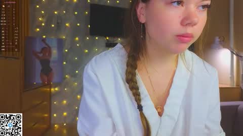 Snapshot of miss_bubbles chatting on December 17, 2025, 1:22 am Sandy online show from December 17, 2025, 1:22 am