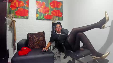 Snapshot of miss_clarepocahose chatting on March 6, 2026, 12:40 am Clare PocaHose online show from March 6, 2026, 12:40 am