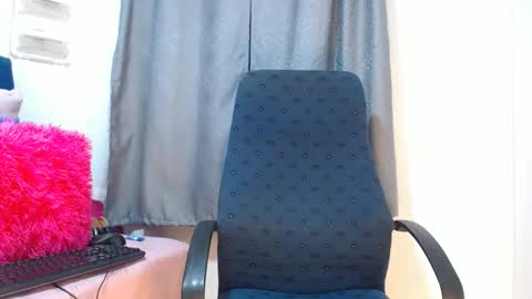 miss_cuteface online show from October 18, 2025, 9:26 pm