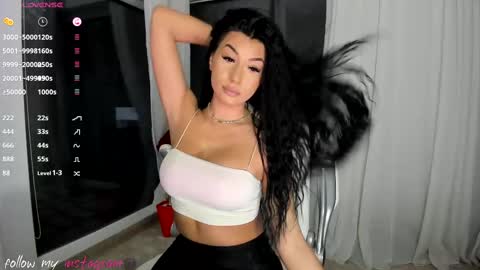 miss_diamond__ online show from February 15, 2025, 5:09 am