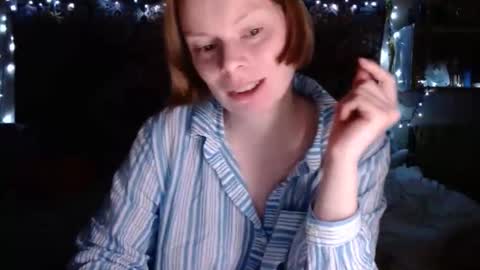 Snapshot of miss_elistia_ chatting on December 17, 2024, 3:17 pm Elis online show from December 17, 2024, 3:17 pm