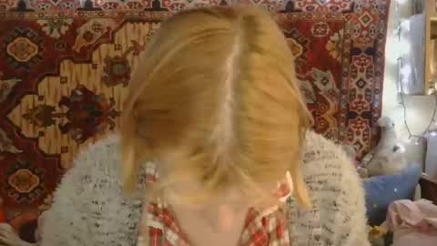 Elis online show from November 7, 2025, 9:53 am